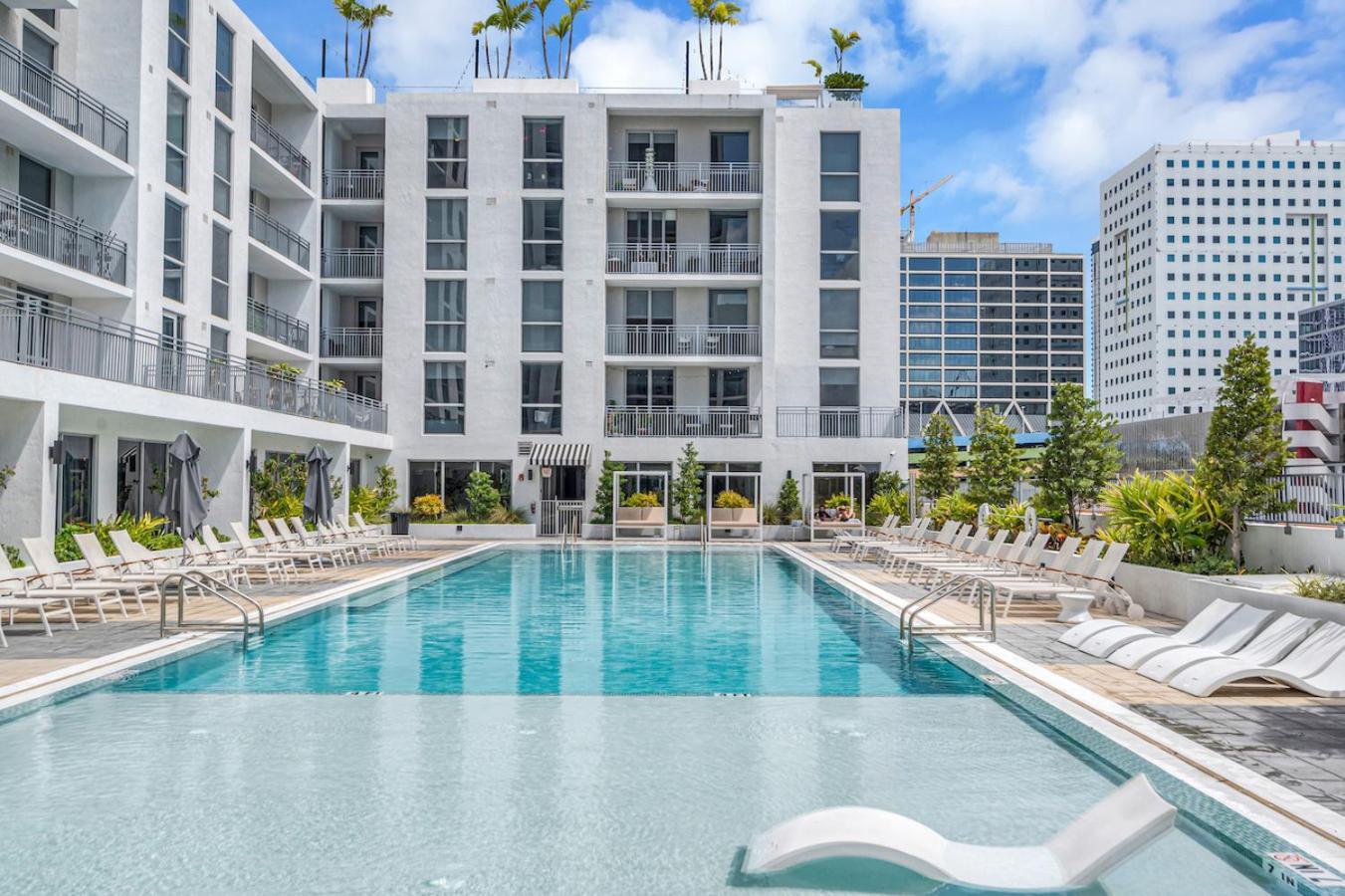 Apartamento Beautiful Unit In Downtown Miami With Free Parking Exterior foto