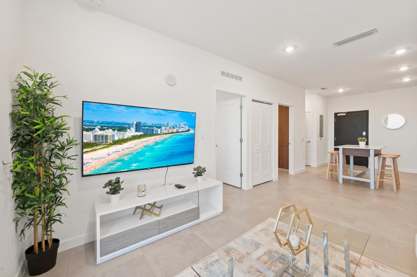 Apartamento Beautiful Unit In Downtown Miami With Free Parking Exterior foto