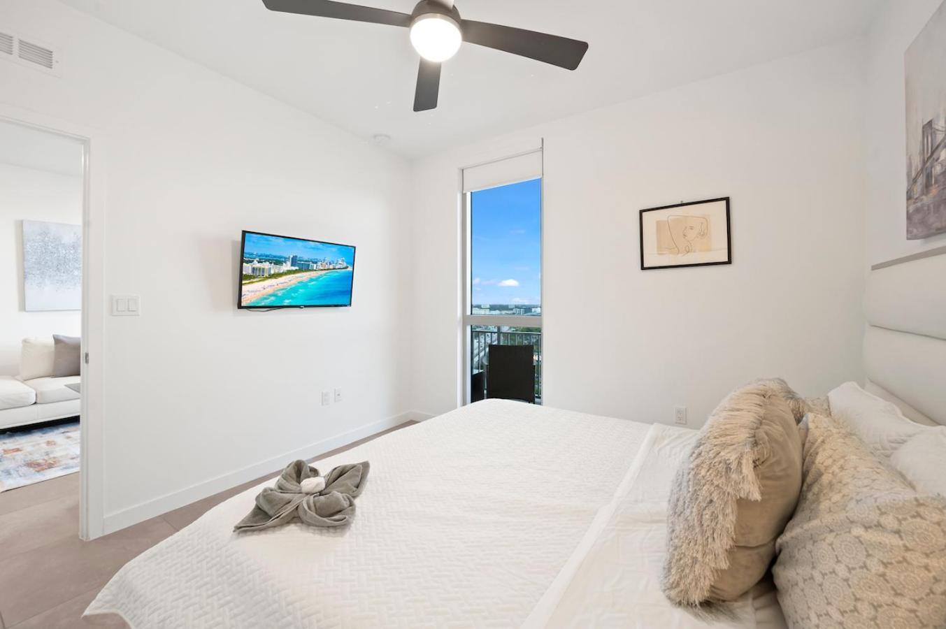 Apartamento Beautiful Unit In Downtown Miami With Free Parking Exterior foto