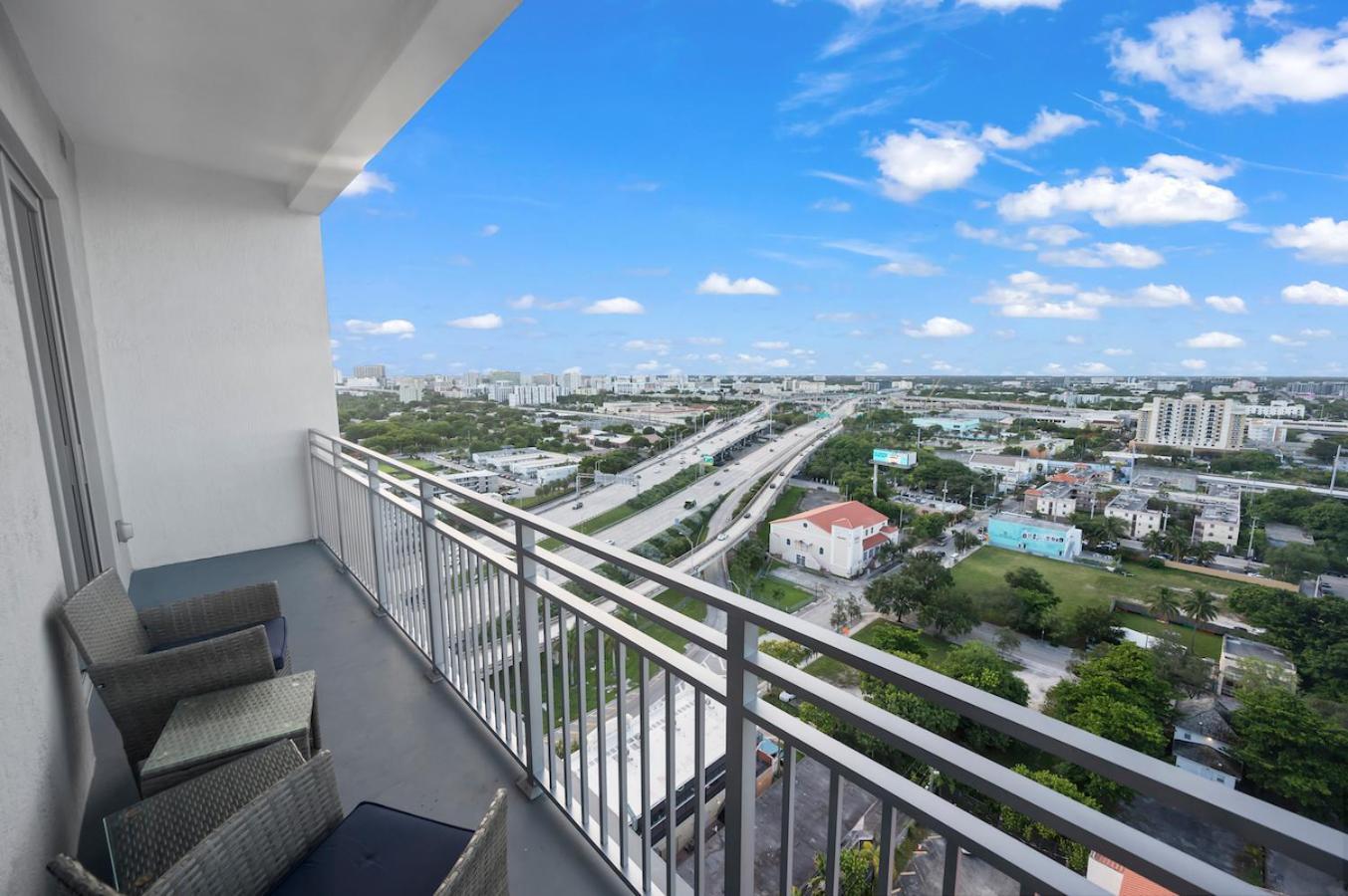 Apartamento Beautiful Unit In Downtown Miami With Free Parking Exterior foto